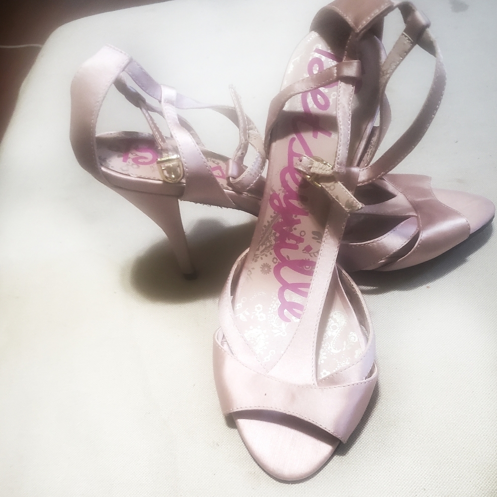 - Betseyville Shoes